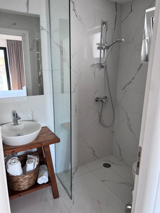 Kanes Bohemian Boutique Hotel Sarandë エクステリア 写真