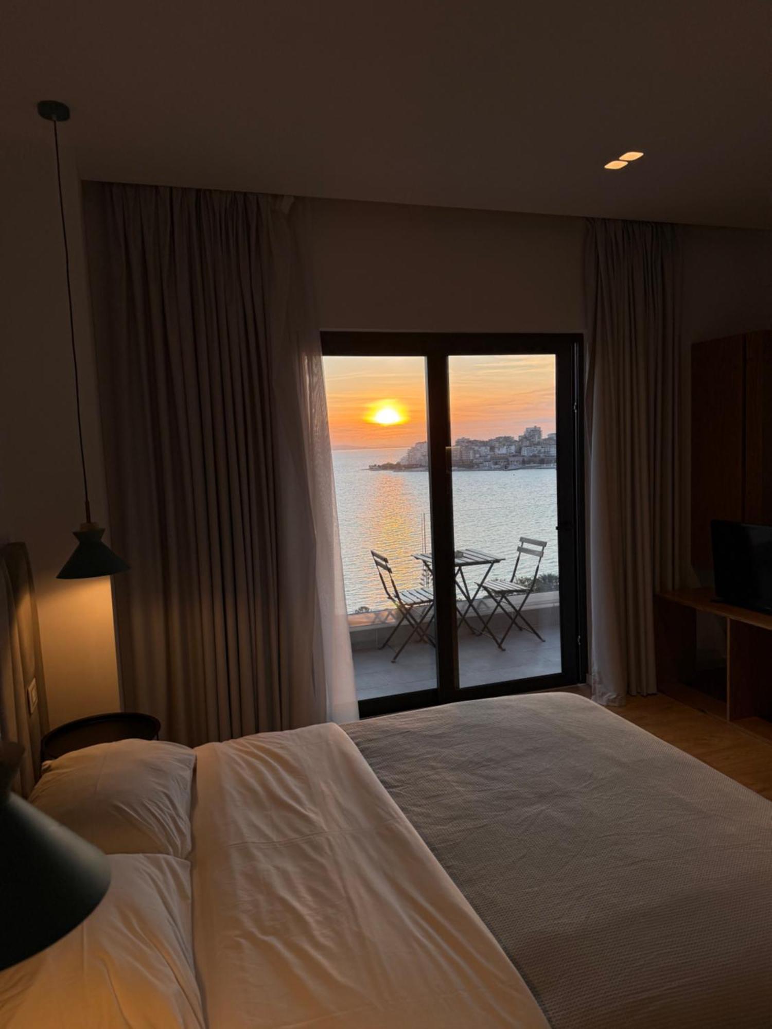 Kanes Bohemian Boutique Hotel Sarandë エクステリア 写真
